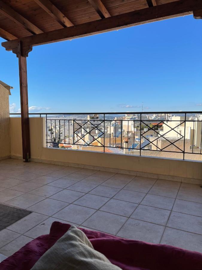 διαμερισμα με θεα Apartment *